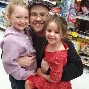 Meet your Posher, Bobby